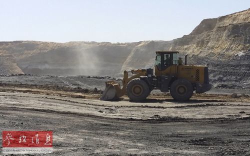 内蒙古煤炭产业陷危机：每产一吨煤亏20-30元